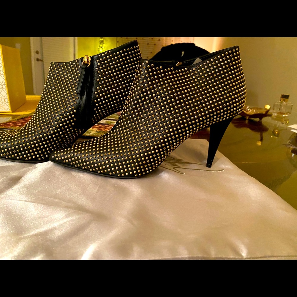 Leather boots
